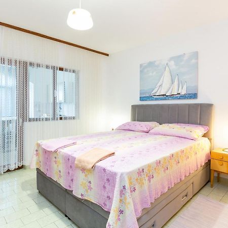 Apartments By The Sea Okrug Gornji, Ciovo - 1069 Trogir Exterior photo