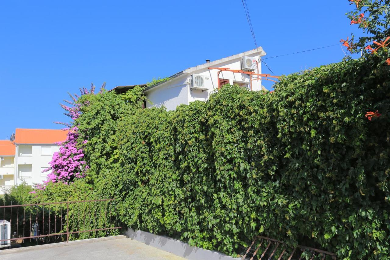 Apartments By The Sea Okrug Gornji, Ciovo - 1069 Trogir Exterior photo